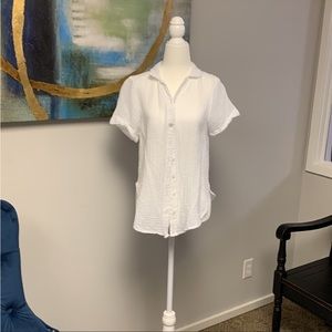 Abercrombie and Fitch linen button down blouse size small